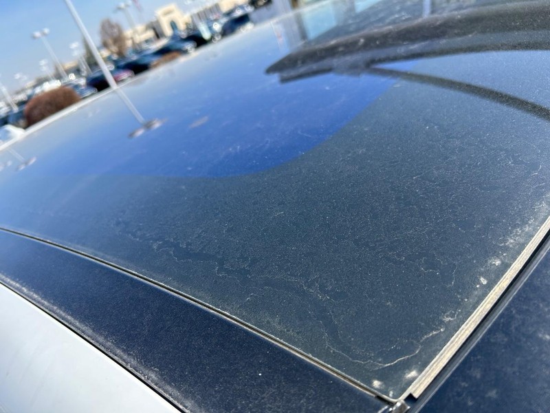 Cadillac Escalade IQ Vehicle Full-screen Gallery Image 13