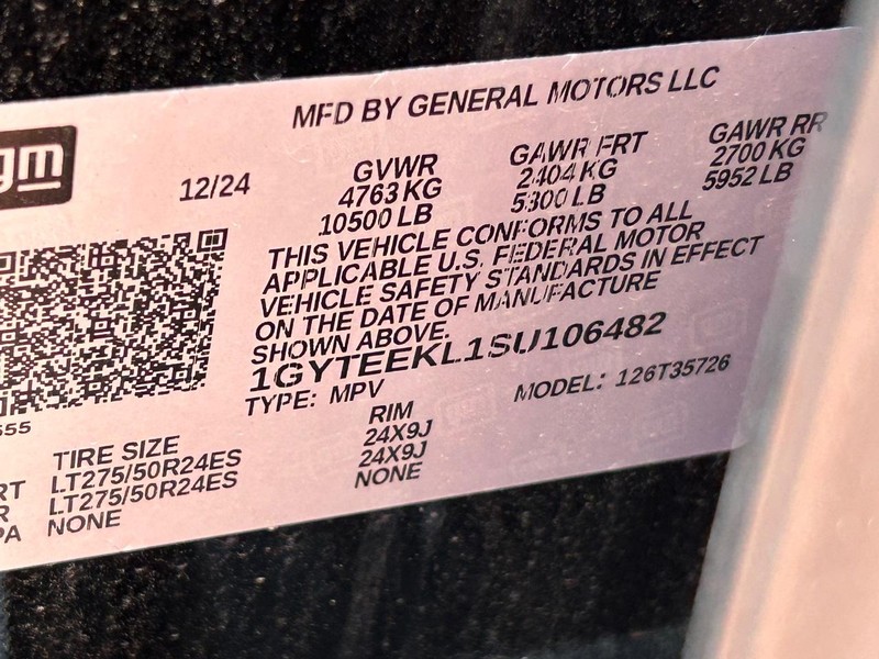 Cadillac Escalade IQ Vehicle Full-screen Gallery Image 24