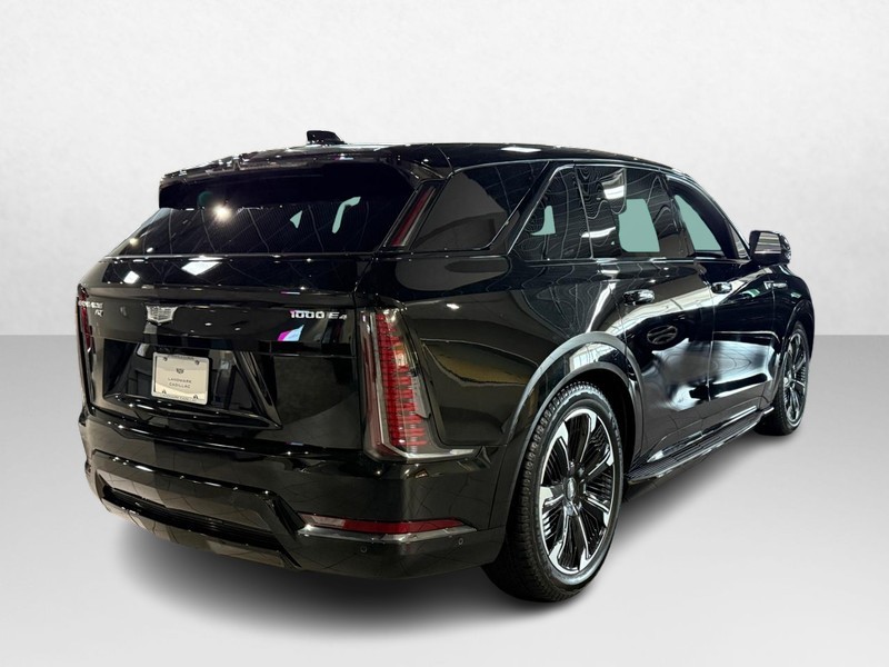 Cadillac Escalade IQ Vehicle Full-screen Gallery Image 3