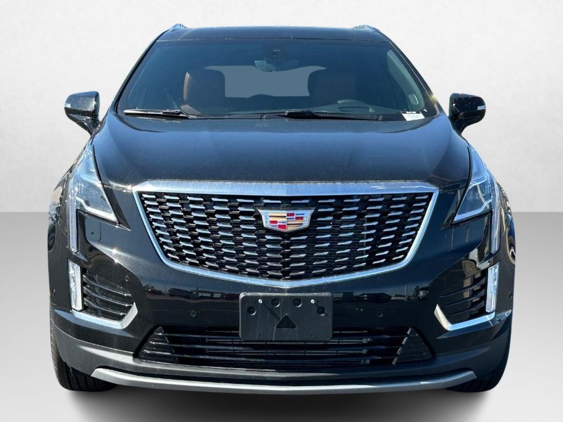Cadillac XT5 Vehicle Full-screen Gallery Image 8