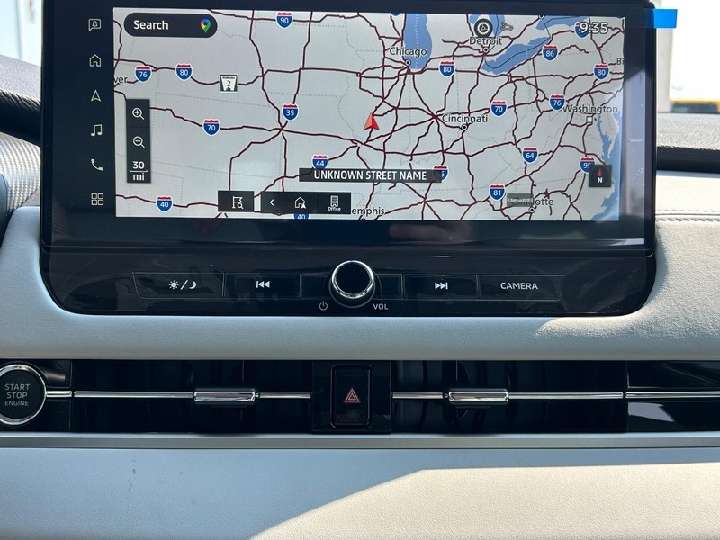 Mitsubishi Outlander Vehicle Full-screen Gallery Image 19