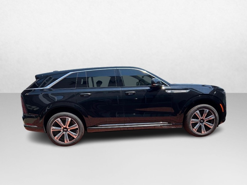 Cadillac Escalade IQ Vehicle Full-screen Gallery Image 6