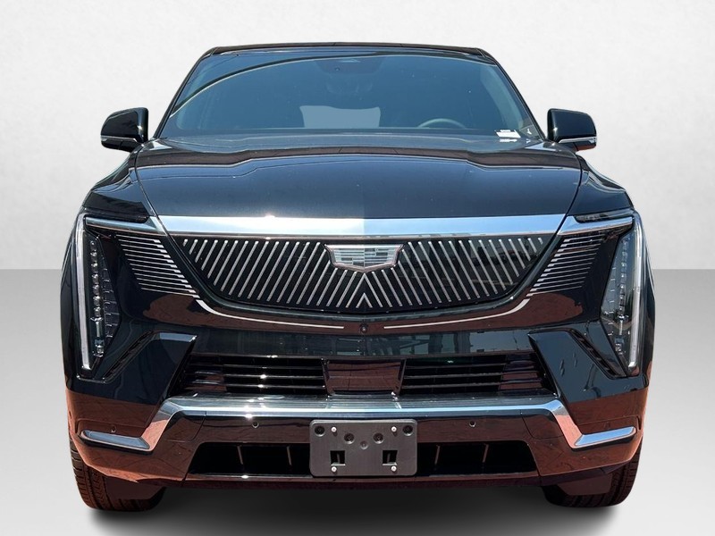 Cadillac Escalade IQ Vehicle Full-screen Gallery Image 8