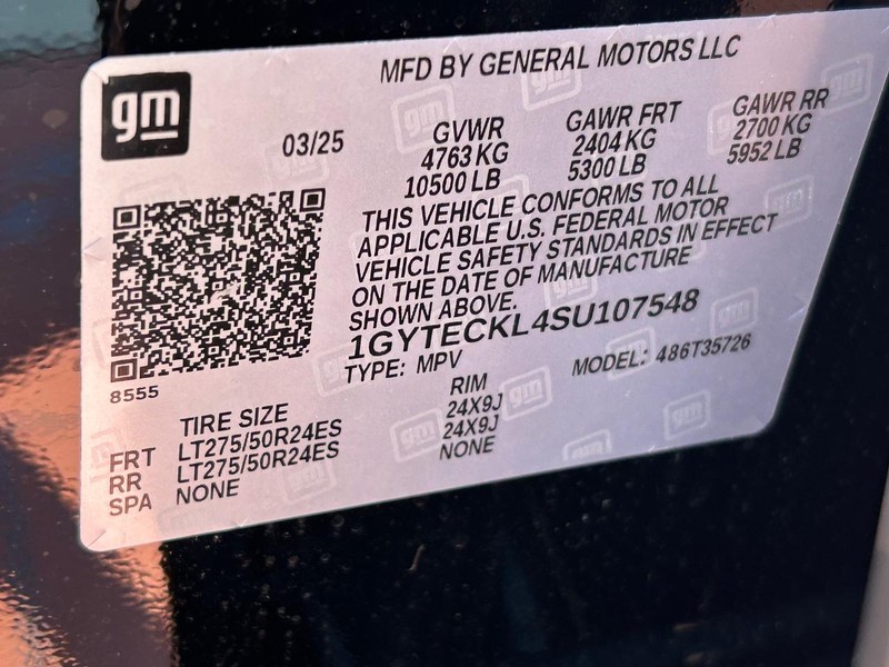 Cadillac Escalade IQ Vehicle Full-screen Gallery Image 23