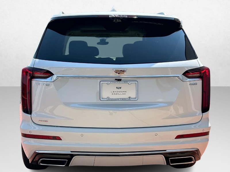 Cadillac XT6 Vehicle Full-screen Gallery Image 4