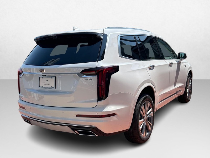 Cadillac XT6 Vehicle Full-screen Gallery Image 5
