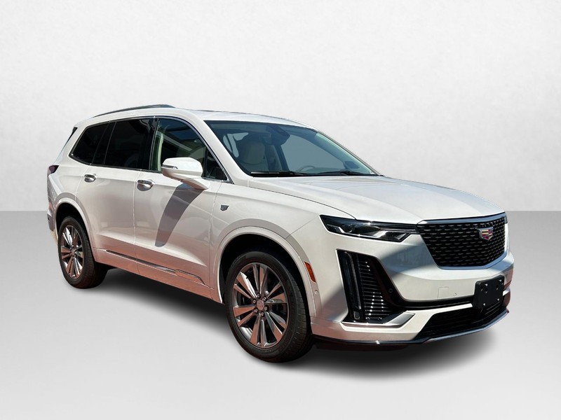 Cadillac XT6 Vehicle Full-screen Gallery Image 7