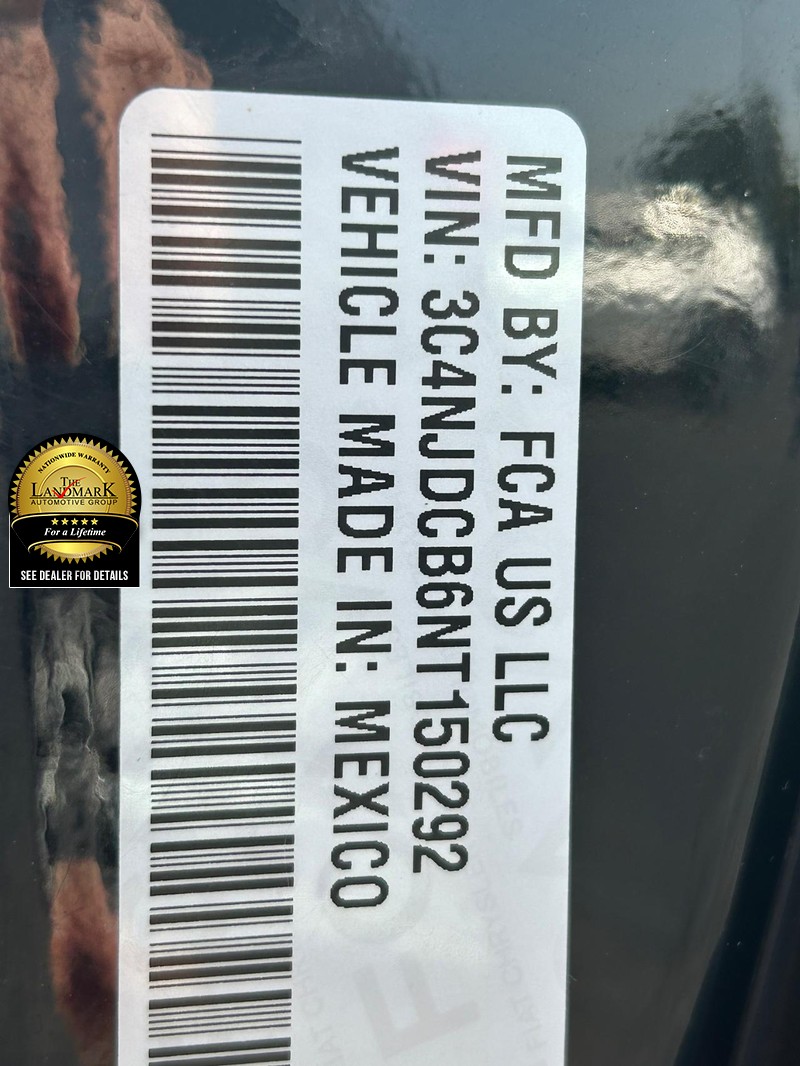 Jeep Compass Vehicle Full-screen Gallery Image 21