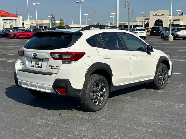 Subaru Crosstrek Vehicle Full-screen Gallery Image 3