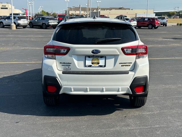 Subaru Crosstrek Vehicle Full-screen Gallery Image 7