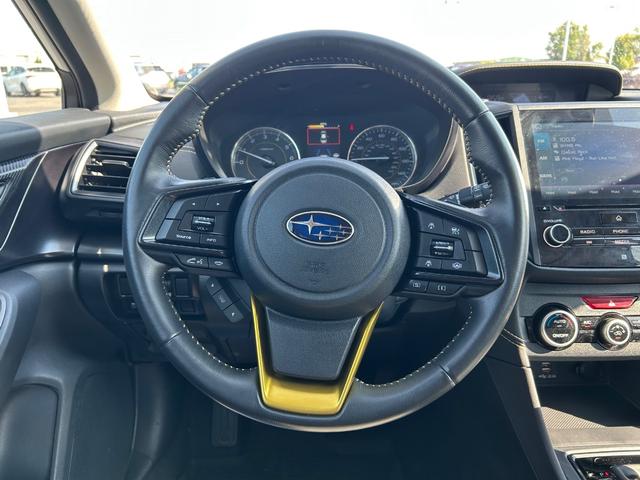 Subaru Crosstrek Vehicle Full-screen Gallery Image 17