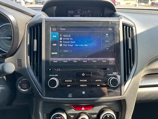 Subaru Crosstrek Vehicle Full-screen Gallery Image 18