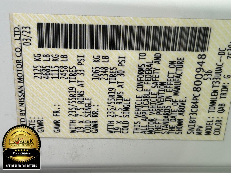 Nissan Rogue Vehicle Full-screen Gallery Image 21