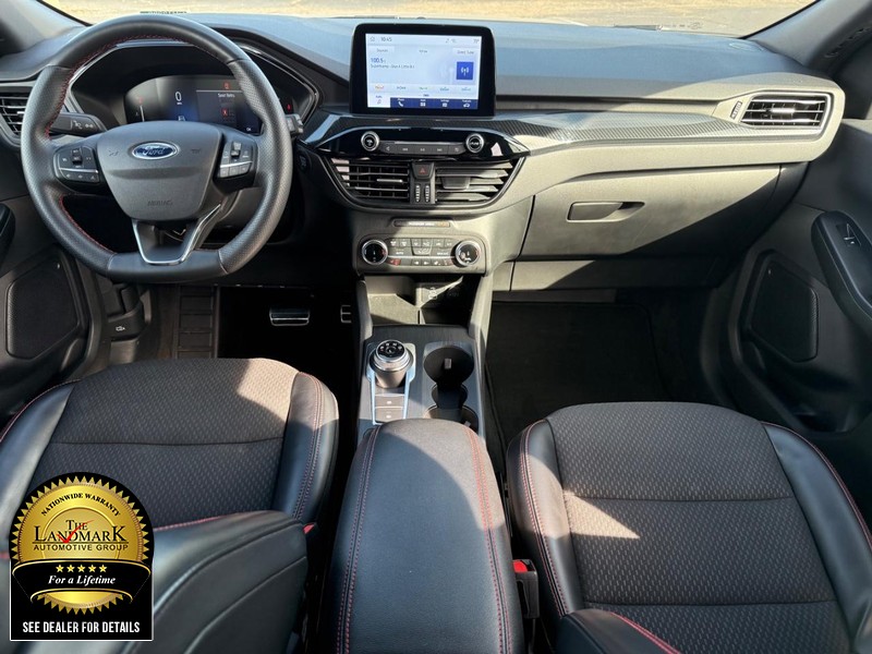 Ford Escape Vehicle Full-screen Gallery Image 16