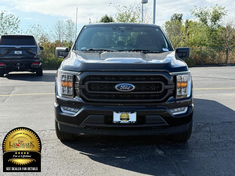 Ford F-150 Vehicle Full-screen Gallery Image 4