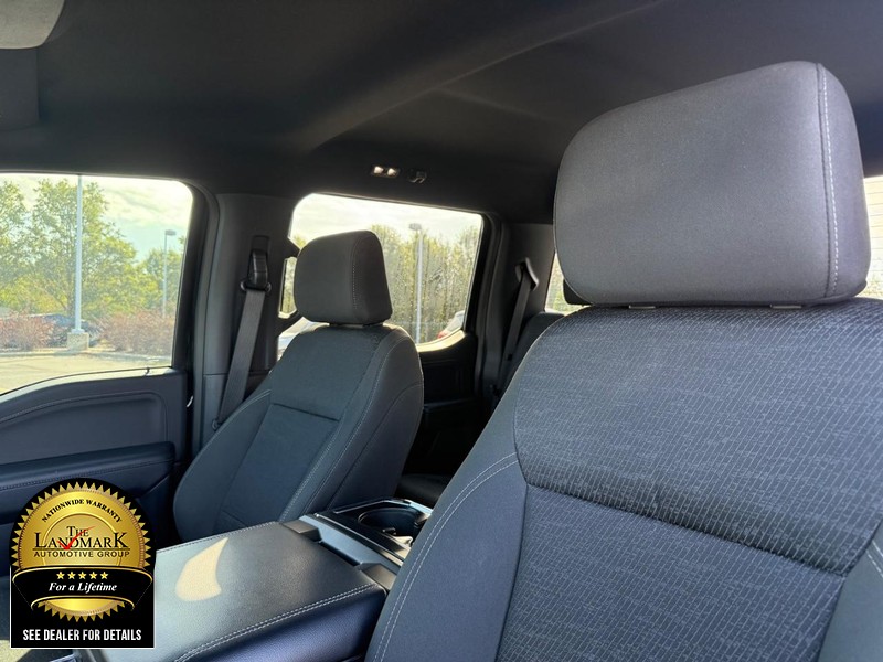 Ford F-150 Vehicle Full-screen Gallery Image 9