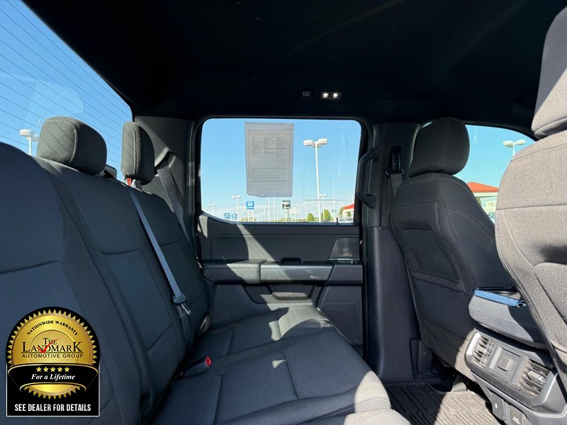 Ford F-150 Vehicle Full-screen Gallery Image 15