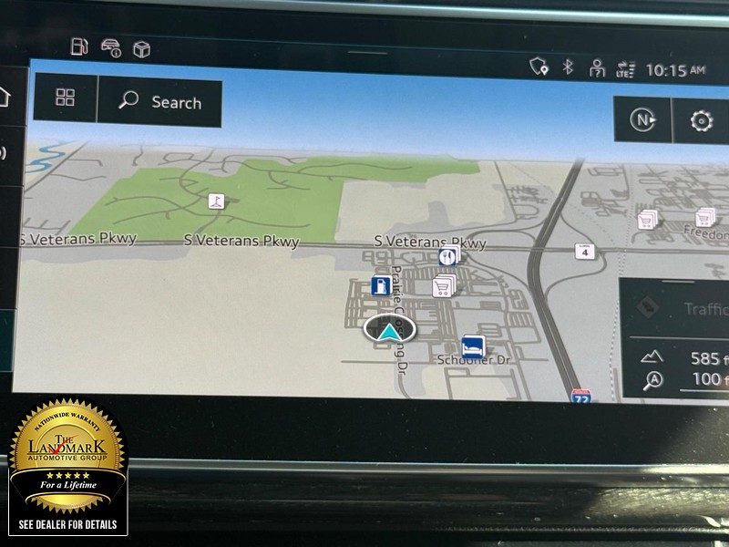 Audi Q7 Vehicle Full-screen Gallery Image 15