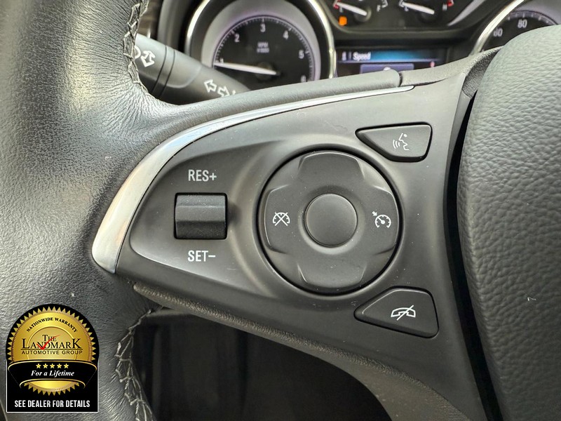 Buick Envision Vehicle Full-screen Gallery Image 10