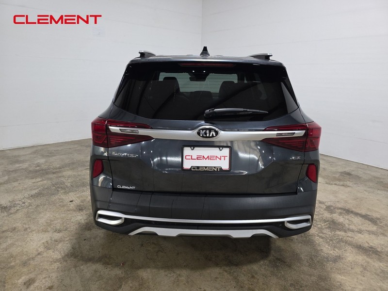 Kia Seltos Vehicle Full-screen Gallery Image 7