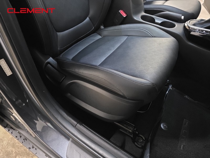 Kia Seltos Vehicle Full-screen Gallery Image 31