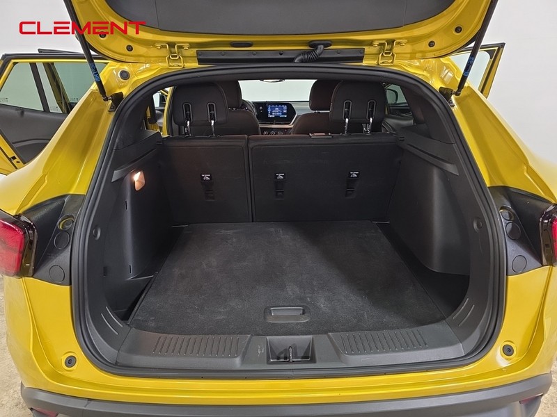 Chevrolet Trax Vehicle Full-screen Gallery Image 9