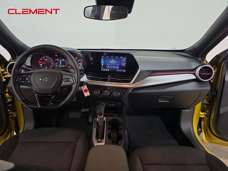 Chevrolet Trax Vehicle Full-screen Gallery Image 10