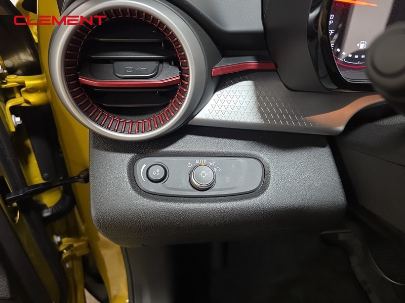 Chevrolet Trax Vehicle Full-screen Gallery Image 11