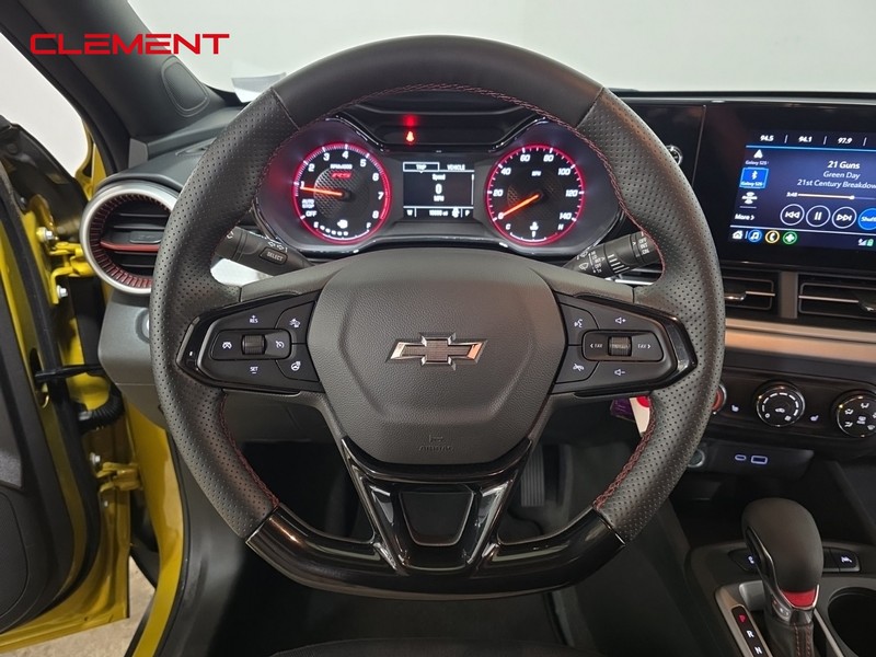 Chevrolet Trax Vehicle Full-screen Gallery Image 12