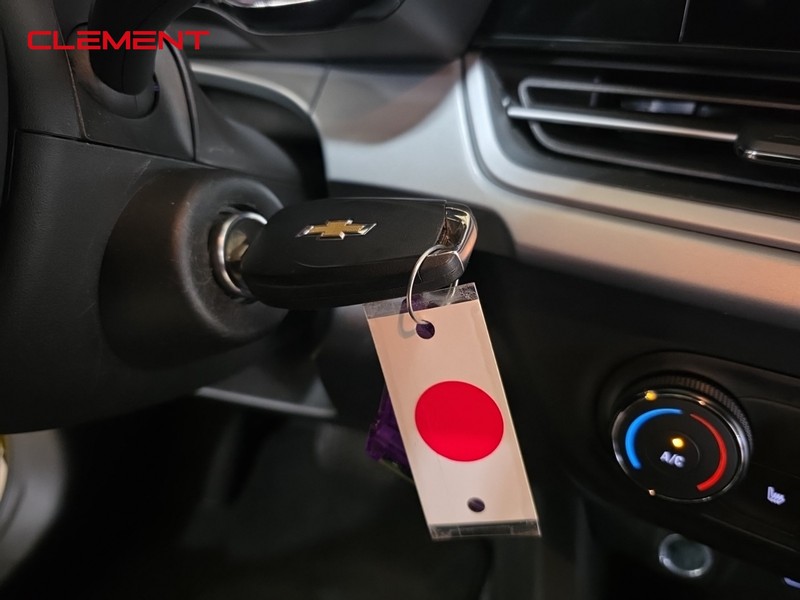 Chevrolet Trax Vehicle Full-screen Gallery Image 20