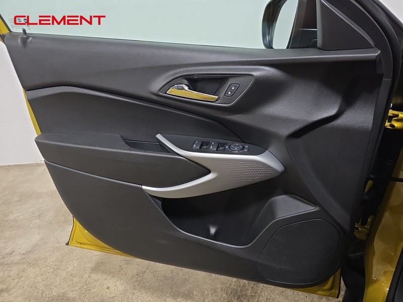 Chevrolet Trax Vehicle Full-screen Gallery Image 23