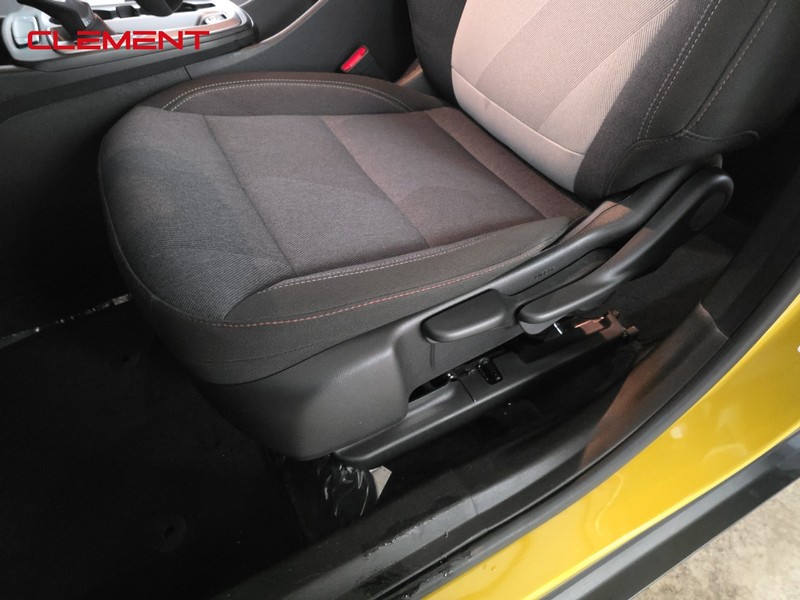 Chevrolet Trax Vehicle Full-screen Gallery Image 24