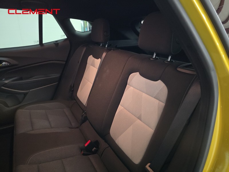 Chevrolet Trax Vehicle Full-screen Gallery Image 28