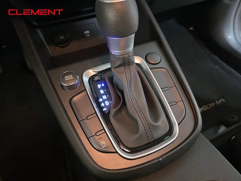 Hyundai Kona Vehicle Full-screen Gallery Image 20