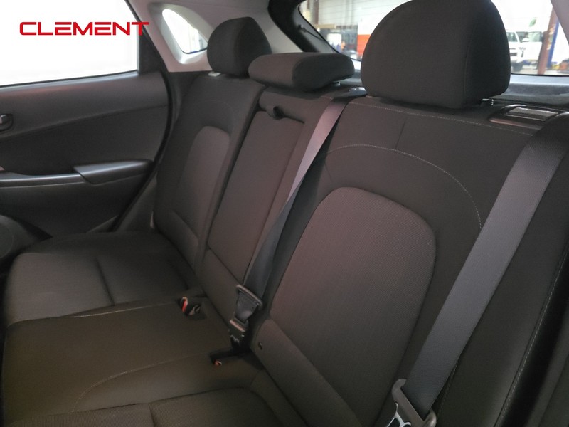 Hyundai Kona Vehicle Full-screen Gallery Image 28