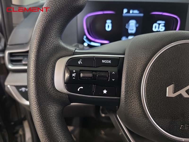 Kia Sportage Vehicle Full-screen Gallery Image 13