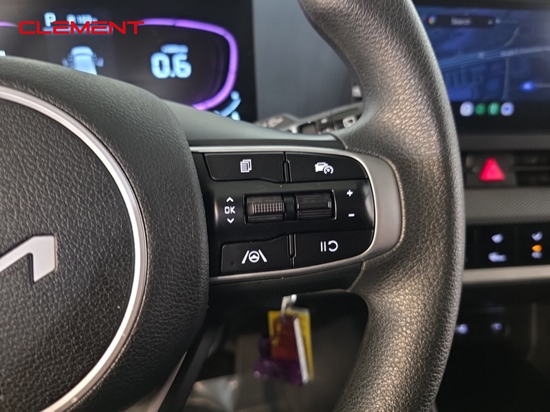 Kia Sportage Vehicle Full-screen Gallery Image 14