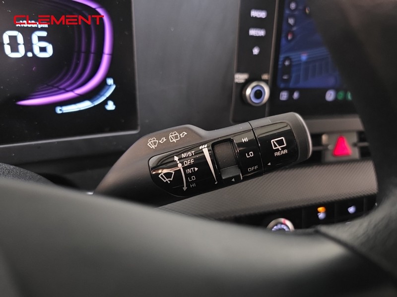 Kia Sportage Vehicle Full-screen Gallery Image 15