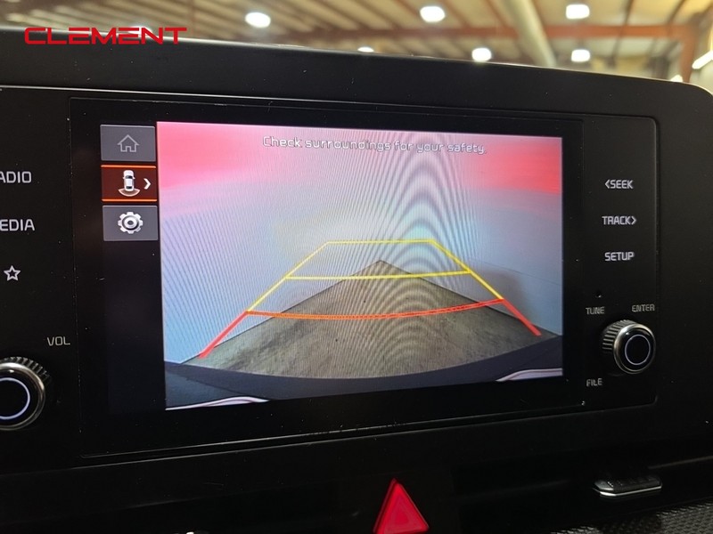 Kia Sportage Vehicle Full-screen Gallery Image 18