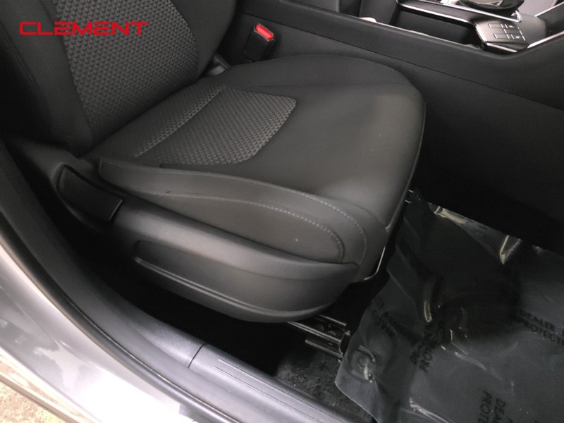 Kia Sportage Vehicle Full-screen Gallery Image 29