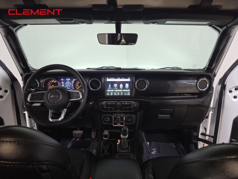 Jeep Wrangler Unlimited Vehicle Full-screen Gallery Image 11