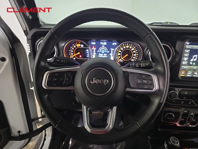 Jeep Wrangler Unlimited Vehicle Full-screen Gallery Image 13