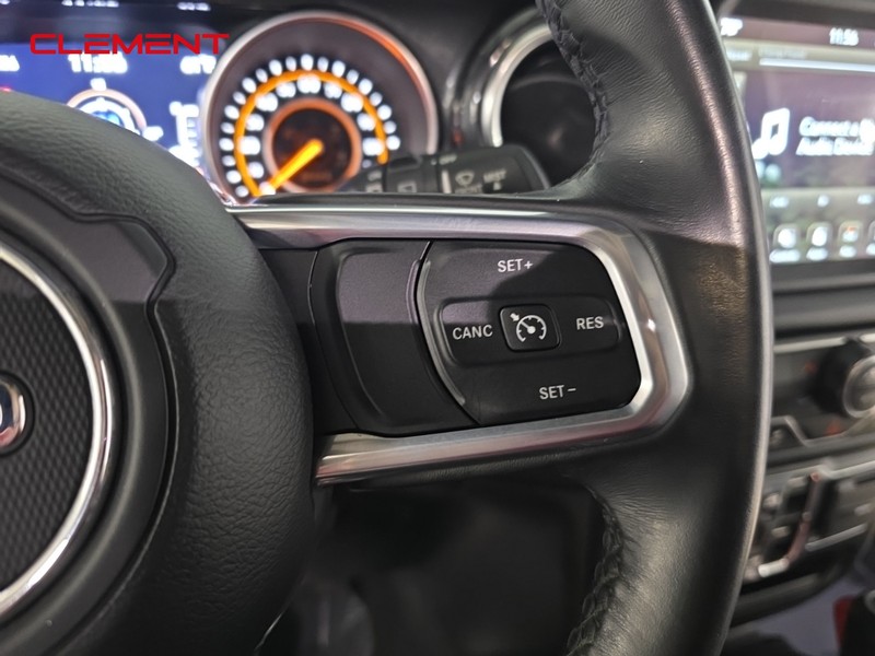 Jeep Wrangler Unlimited Vehicle Full-screen Gallery Image 15