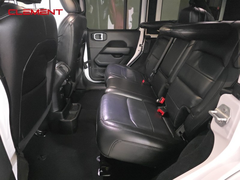 Jeep Wrangler Unlimited Vehicle Full-screen Gallery Image 28