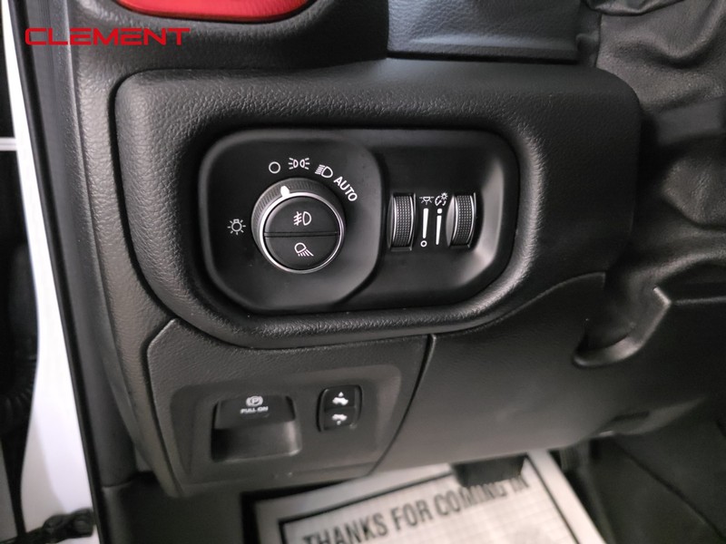 Ram 1500 Vehicle Image 12