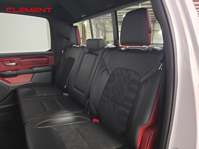 Ram 1500 Vehicle Image 28