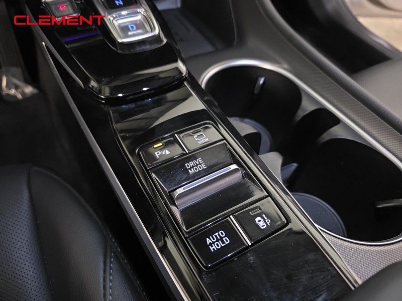 Hyundai Sonata Vehicle Image 22