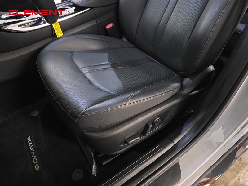 Hyundai Sonata Vehicle Image 27