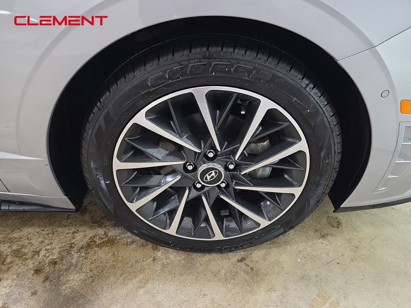 Hyundai Sonata Vehicle Image 37