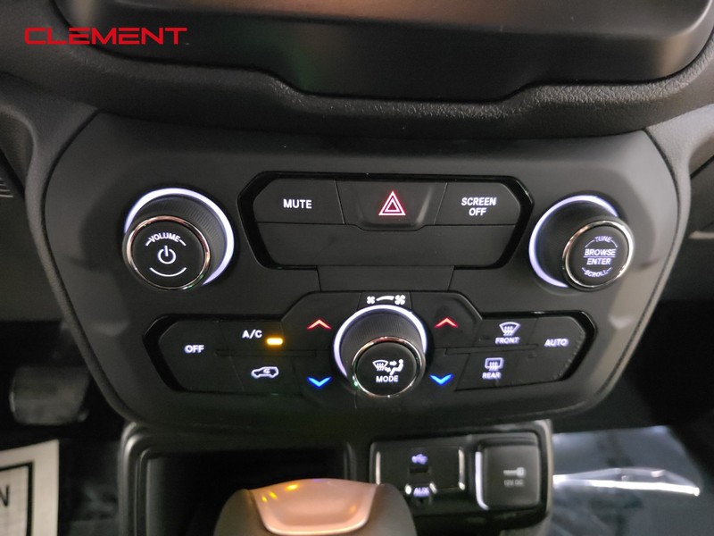 Jeep Renegade Vehicle Image 17